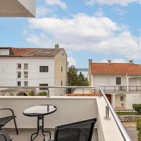 Apartament 1 Bedroom Stunning In