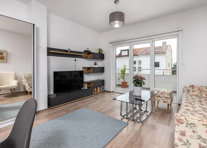 1 Bedroom Stunning In Apartment Dramalj