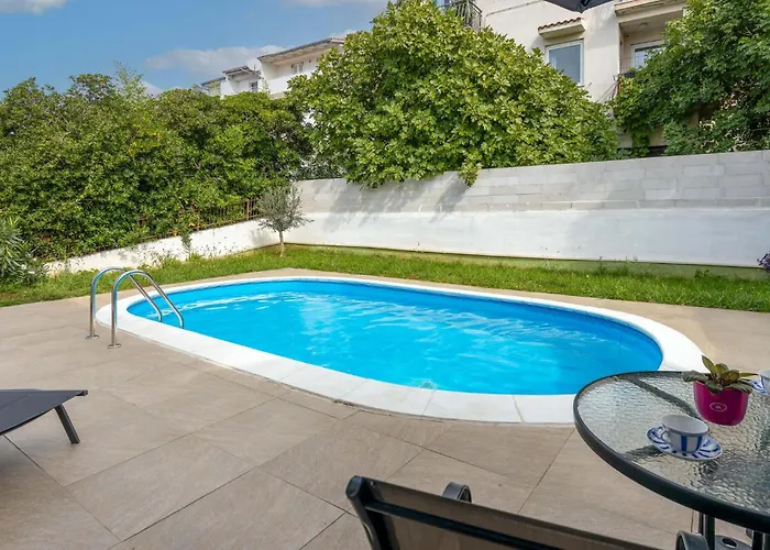 1 Bedroom Stunning In Apartment Dramalj